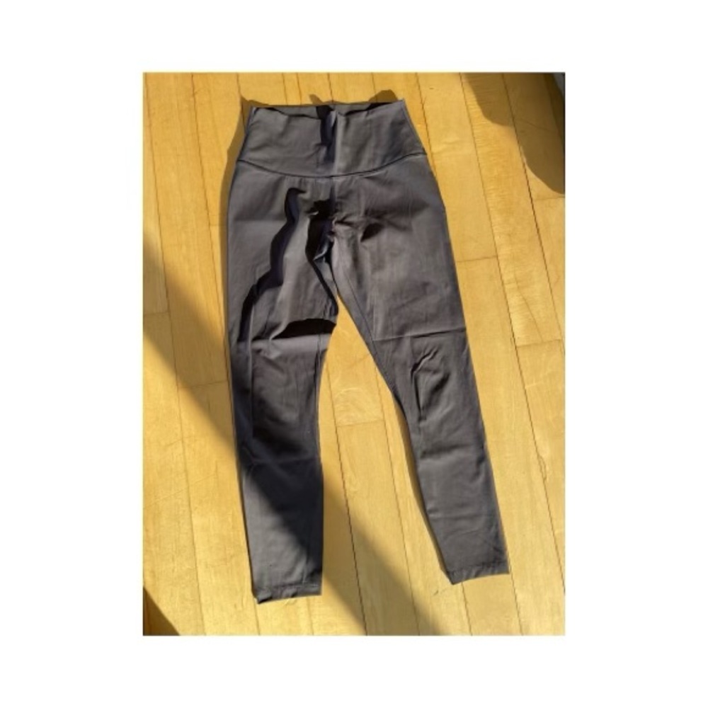 Everlane Perform Legging